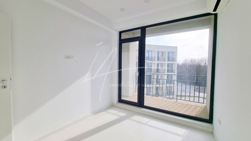 Neptun ap decomandat 3 camere complex Oxygen Neptun calul balan langa plaja